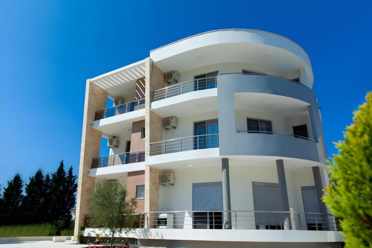 Demiri Apartment *
